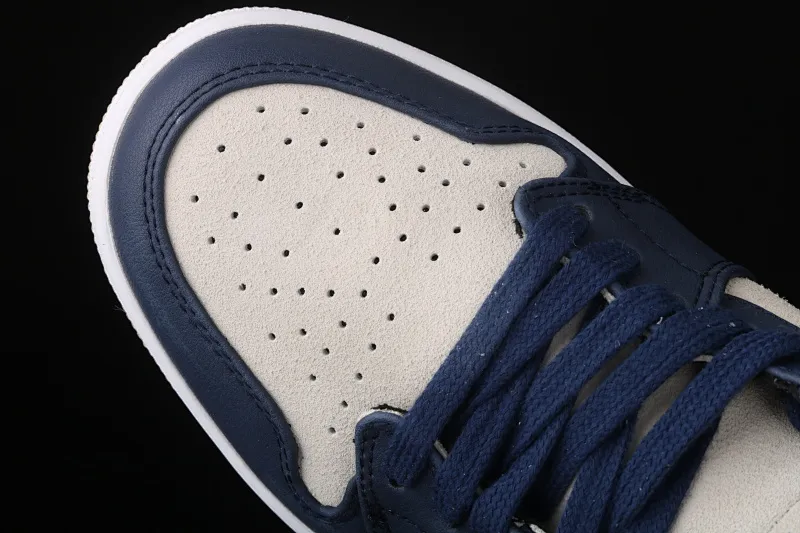All categories Air Jordan Jordan series basketball shoes Air Jordan 1 High Air Jordan 1 Retro Premium AJ1 Joe 1 khaki blue frosted basketball shoes AQ9131-401
